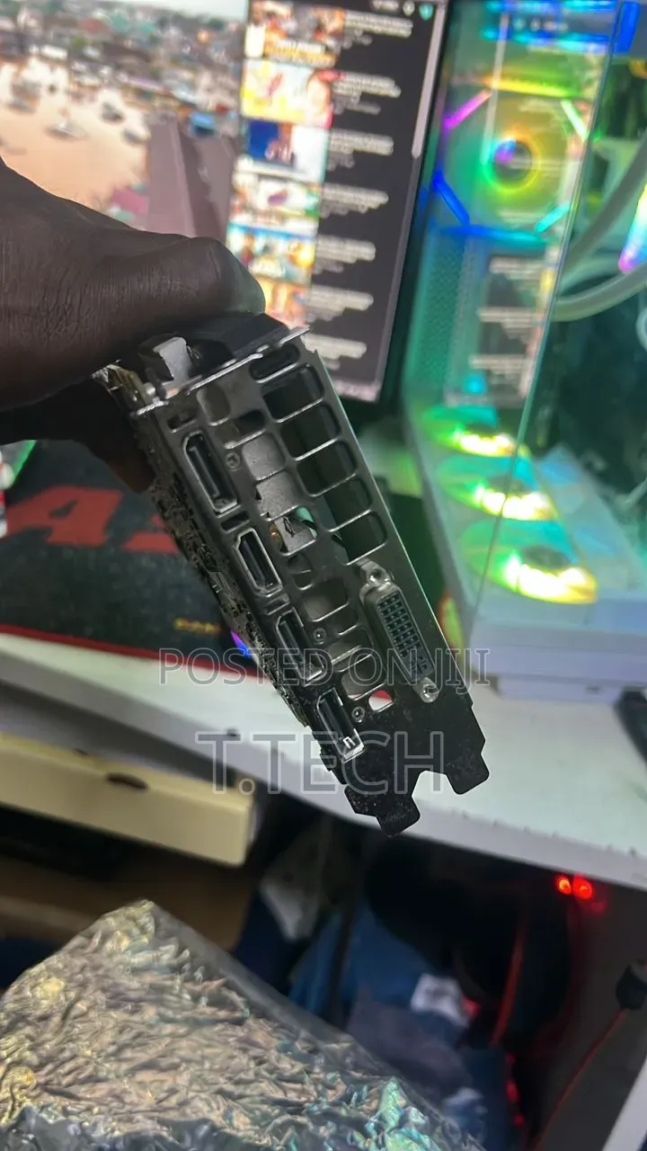 EVGA GeForce GTX 960
Graphics Card