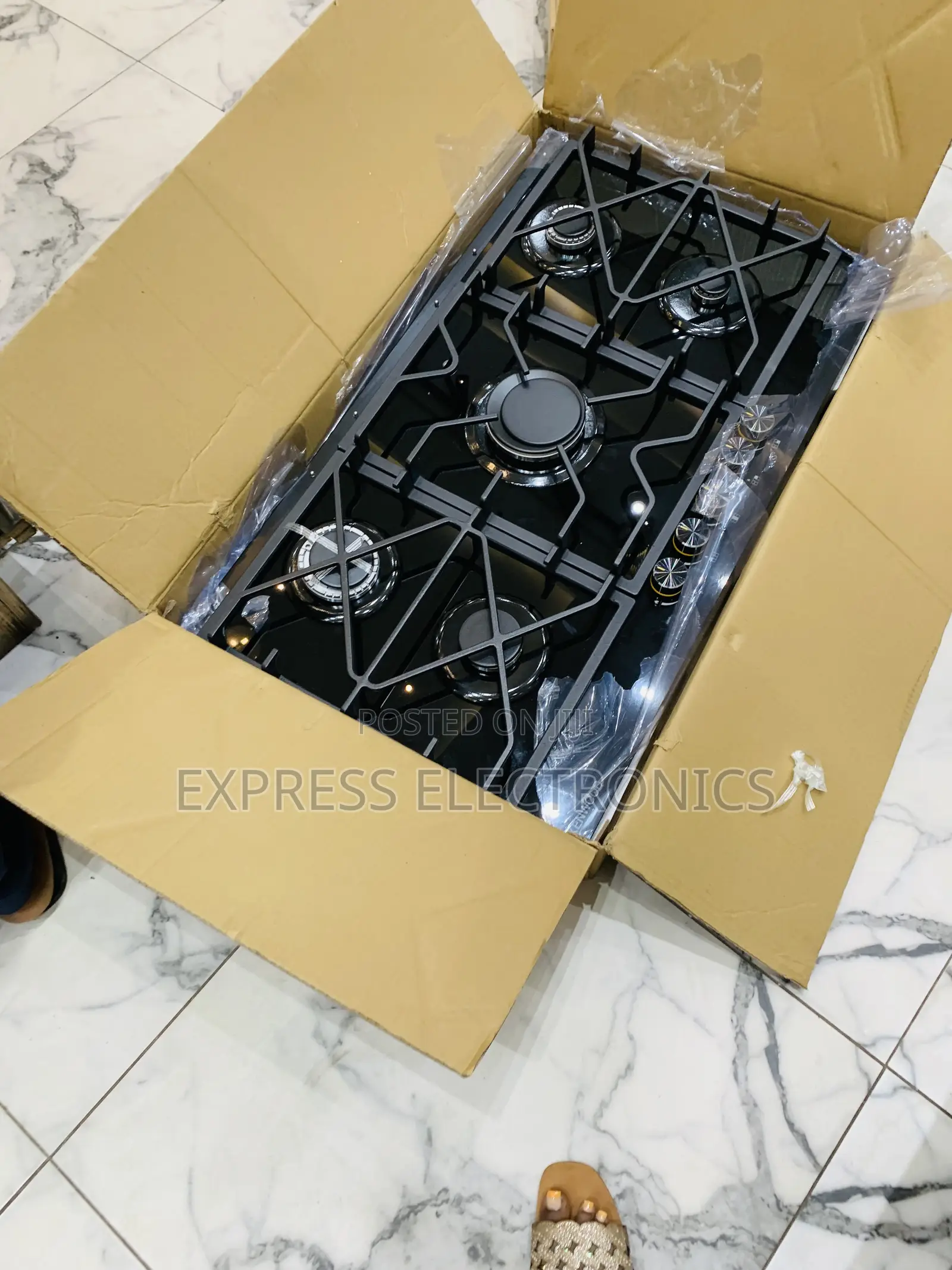 Quality Sleek Black Kenwood Gas Cooker 5burner Built In
