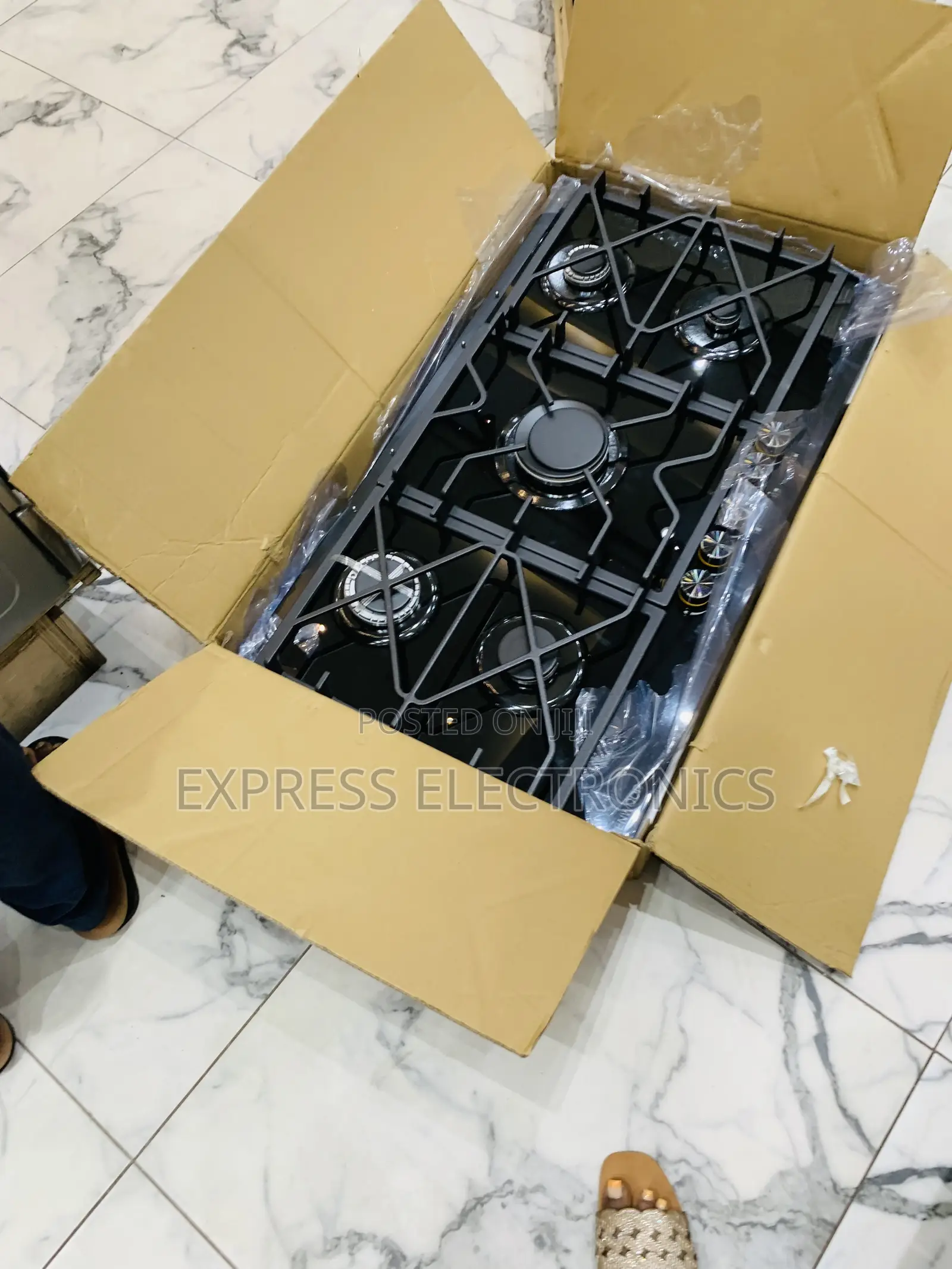 Quality Sleek Black Kenwood Gas Cooker 5burner Built In