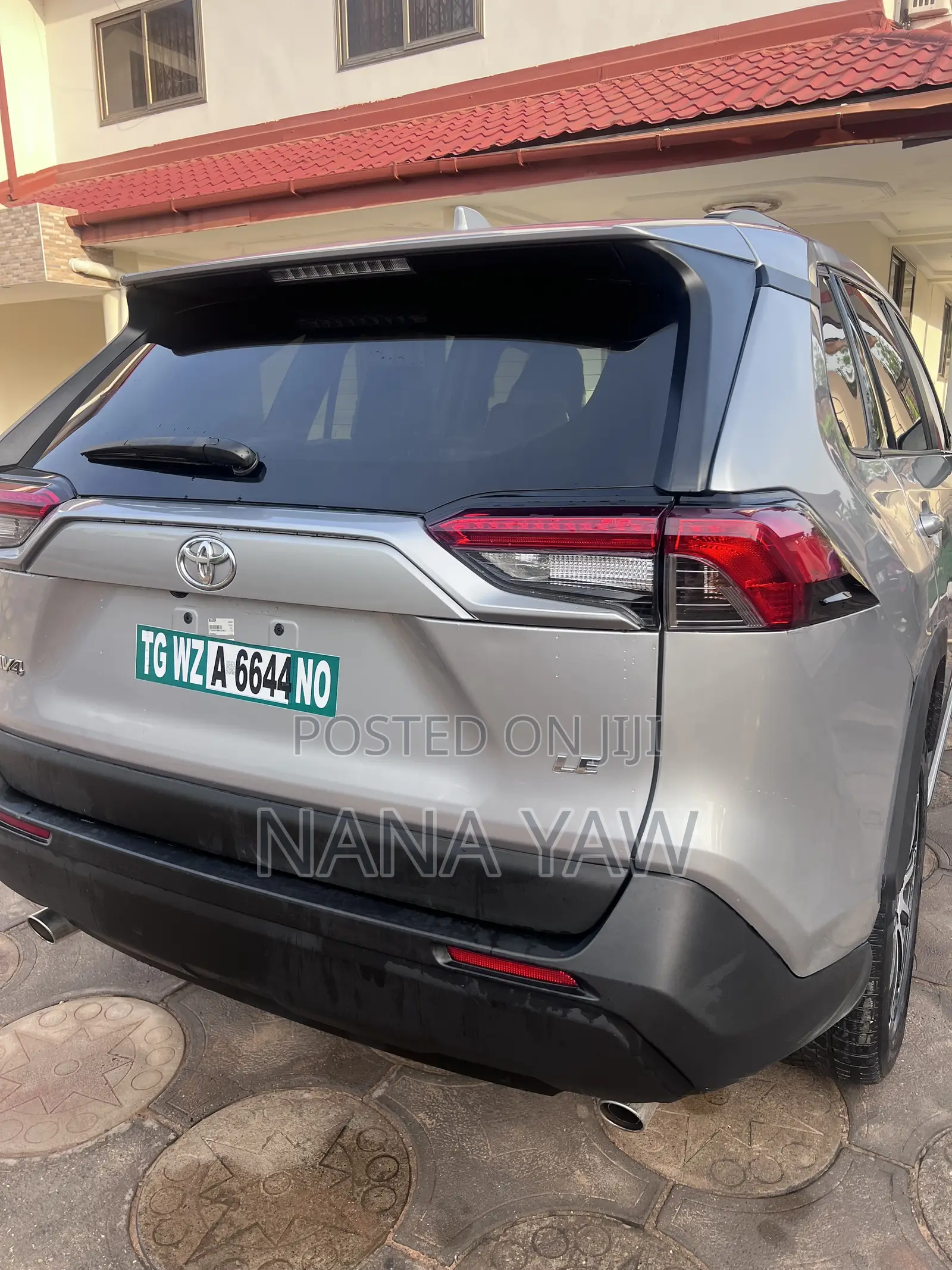 Toyota RAV4 LE 2021 Gray