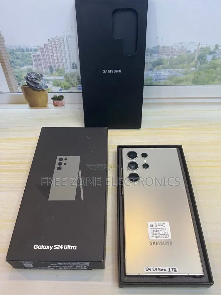 New Samsung Galaxy S24 Ultra 512 GB Gold