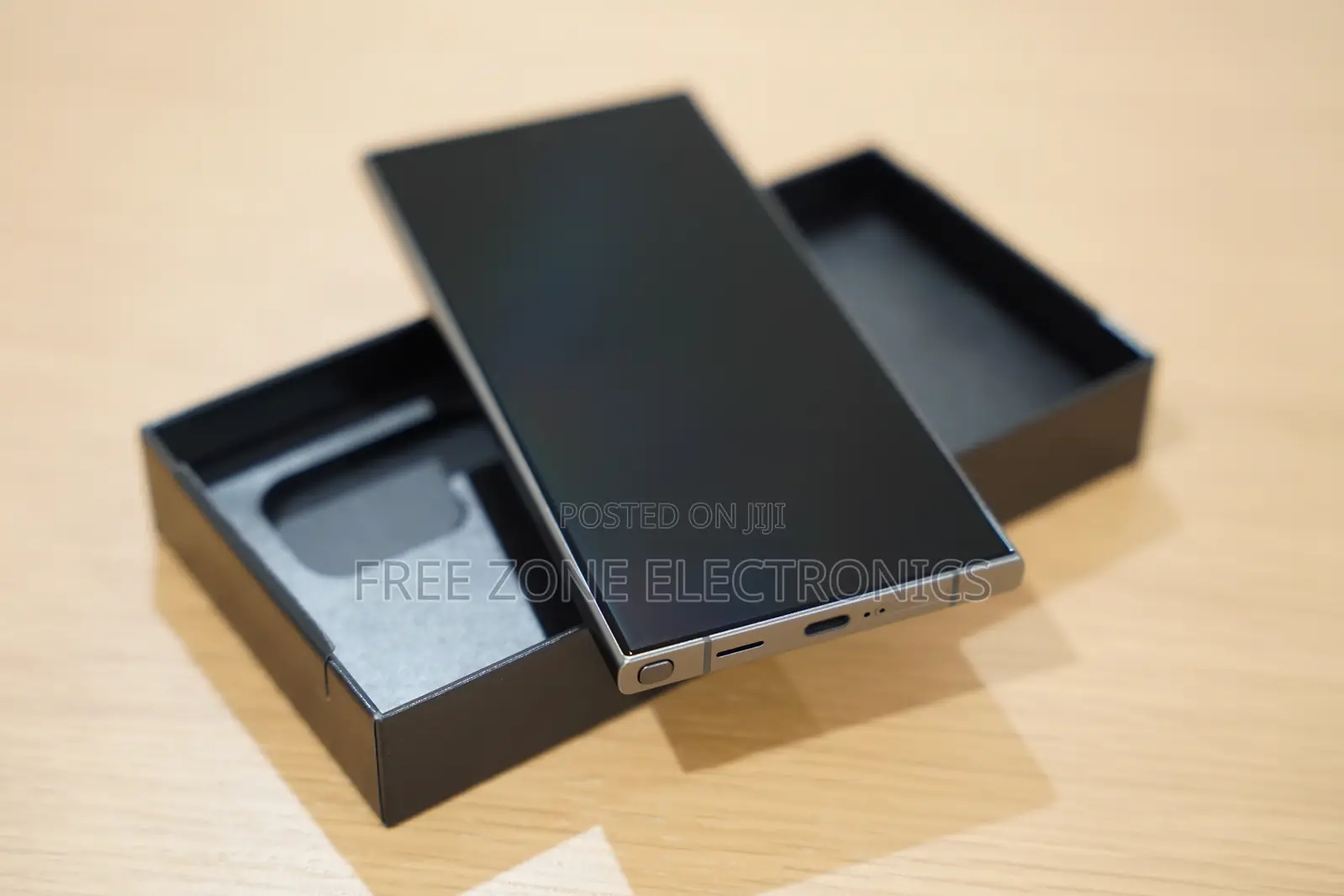 New Samsung Galaxy S24 Ultra 512 GB Gold