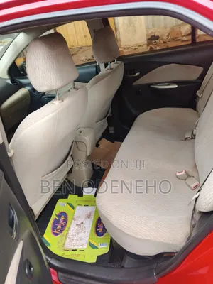 Toyota Yaris 2010 Red