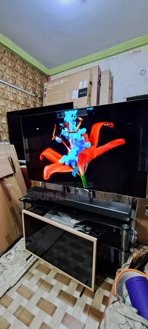Philips 55" Class OLED Android UHD Smart AI With 3 Sided Ambilight