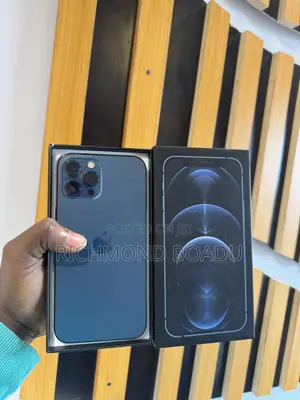 New Apple iPhone 12 Pro Max 128 GB Blue