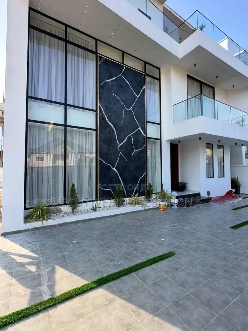 4bdrm House in East Legon for sale