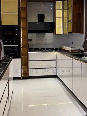 4bdrm House in East Legon for sale