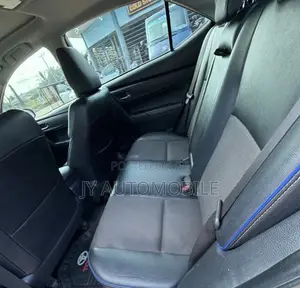 Toyota Corolla 2017 Blue