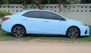 Toyota Corolla 2017 Blue