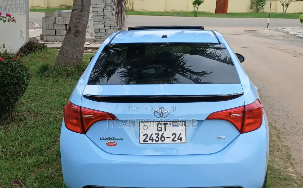 Toyota Corolla 2017 Blue