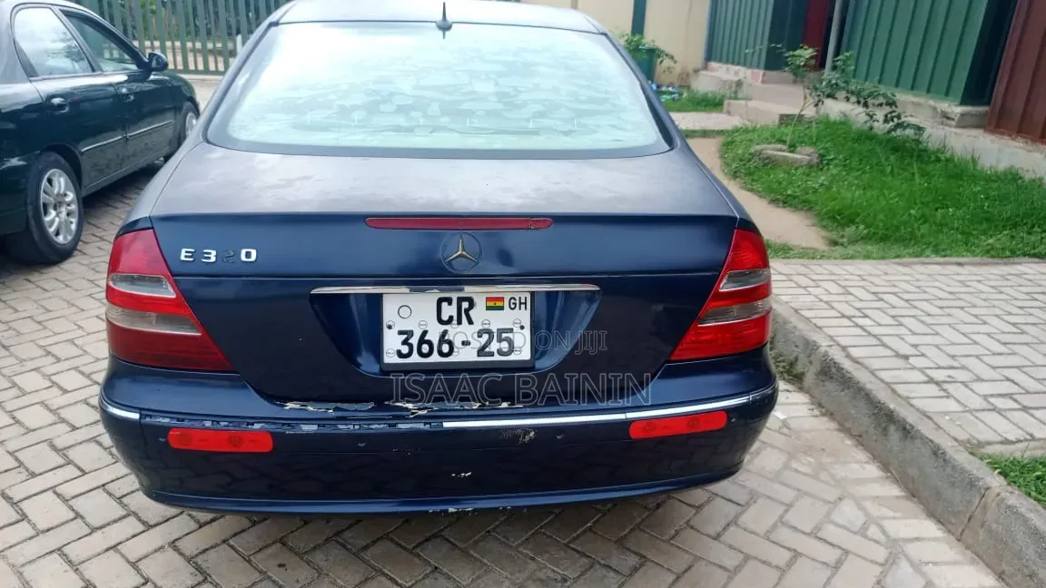 Mercedes-Benz E320 2003 Blue
