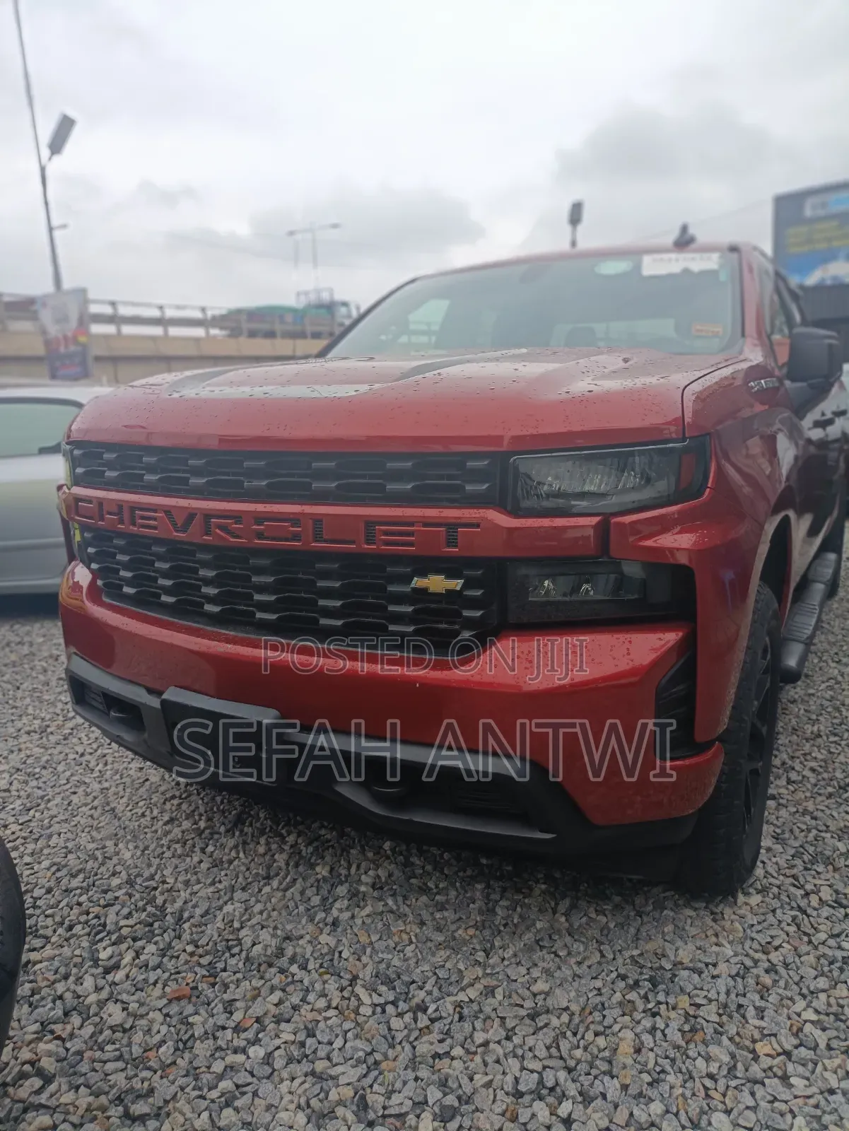 Chevrolet Silverado 2022 Red