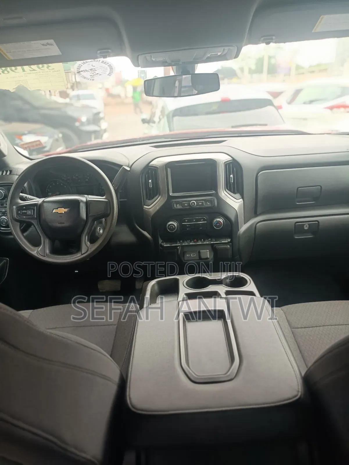 Chevrolet Silverado 2022 Red