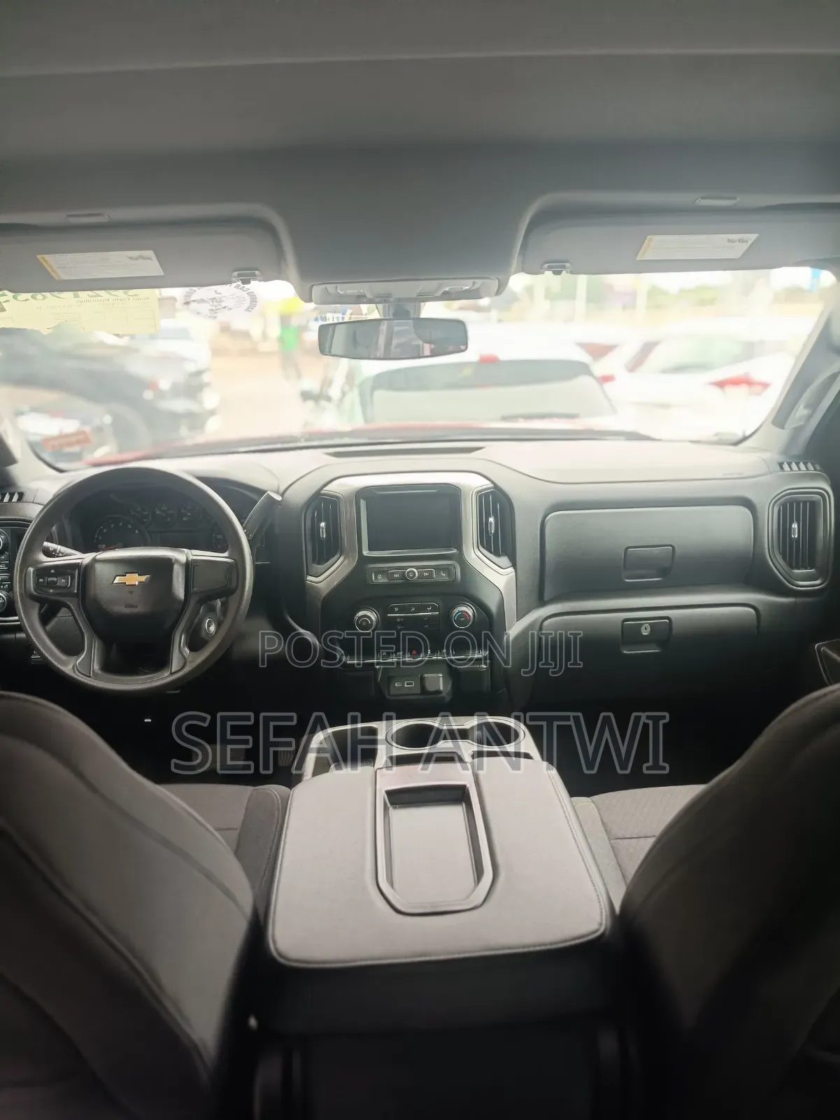 Chevrolet Silverado 2022 Red