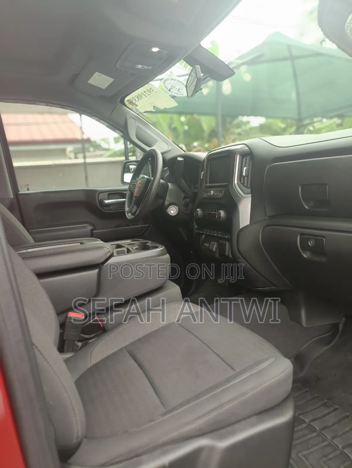 Chevrolet Silverado 2022 Red