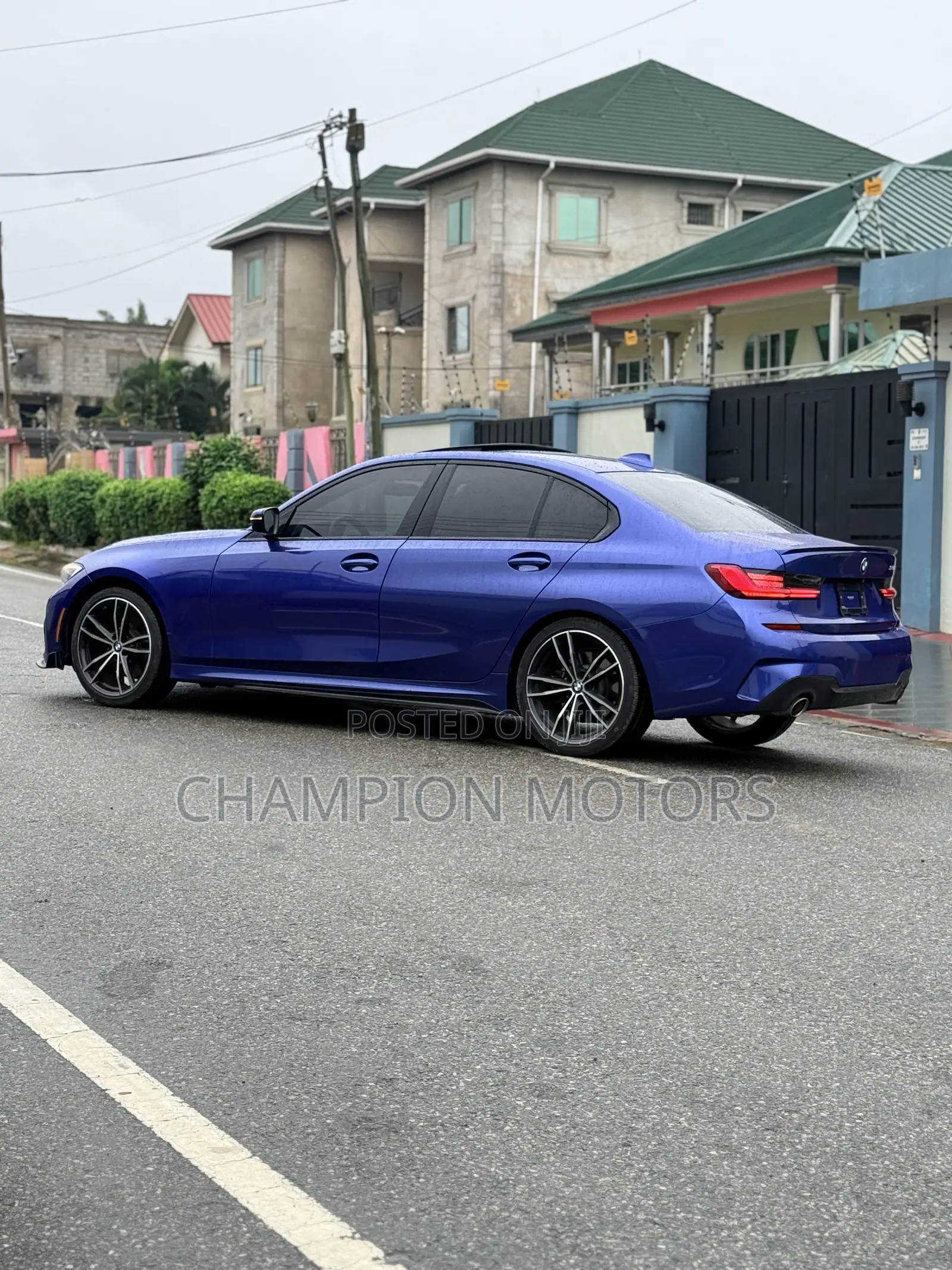 BMW 3 Series 330i RWD 2021 Blue