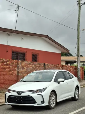 Toyota Corolla 2023 White