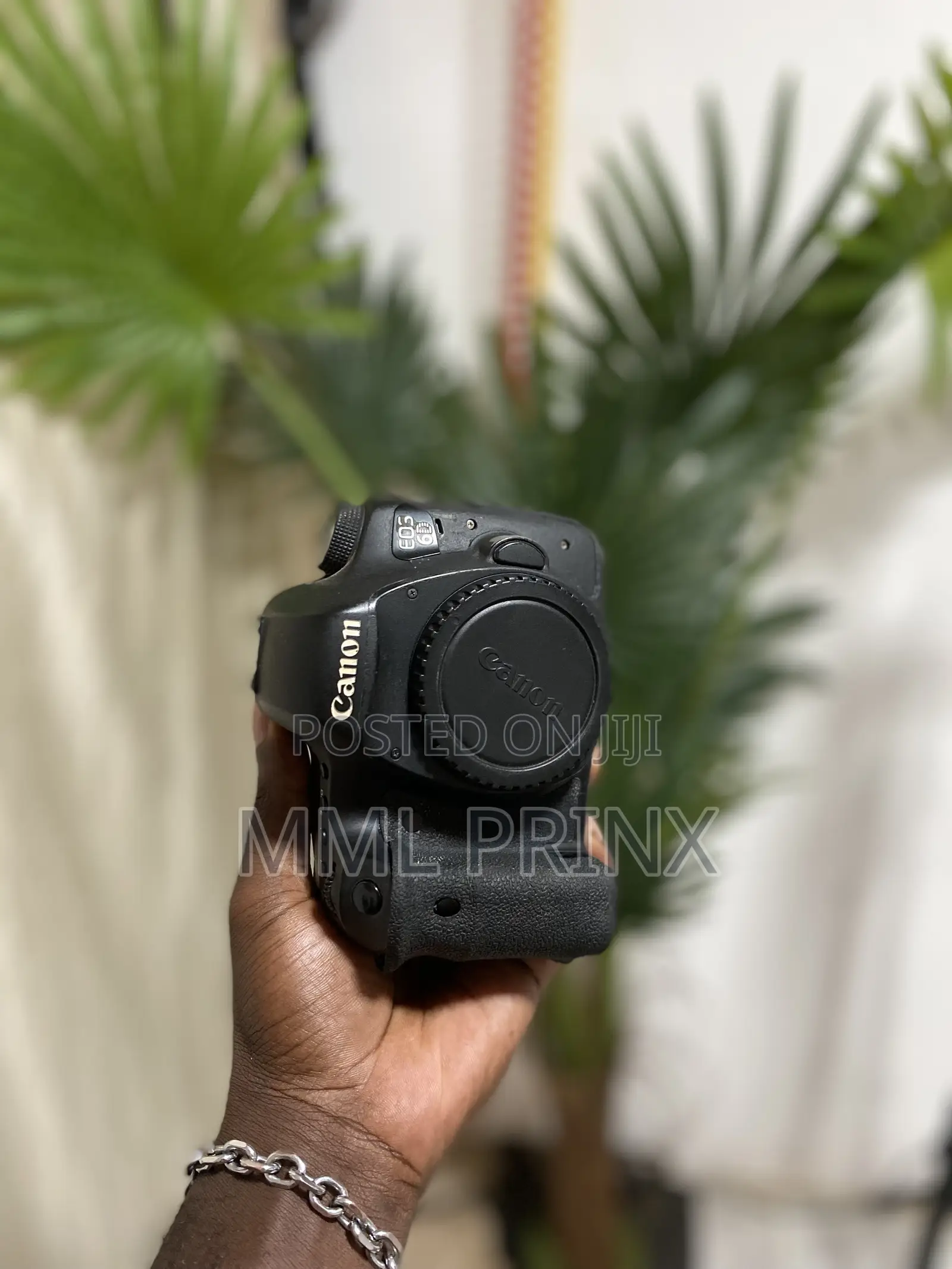 Slightly Used Canon 6D Body + Battery Charger for Sale.