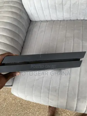 PS4 With 2 Controllers