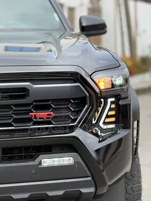 Toyota Tacoma TRD Off-Road Double Cab 4WD 5.0 ft. SB (Automatic) 2025