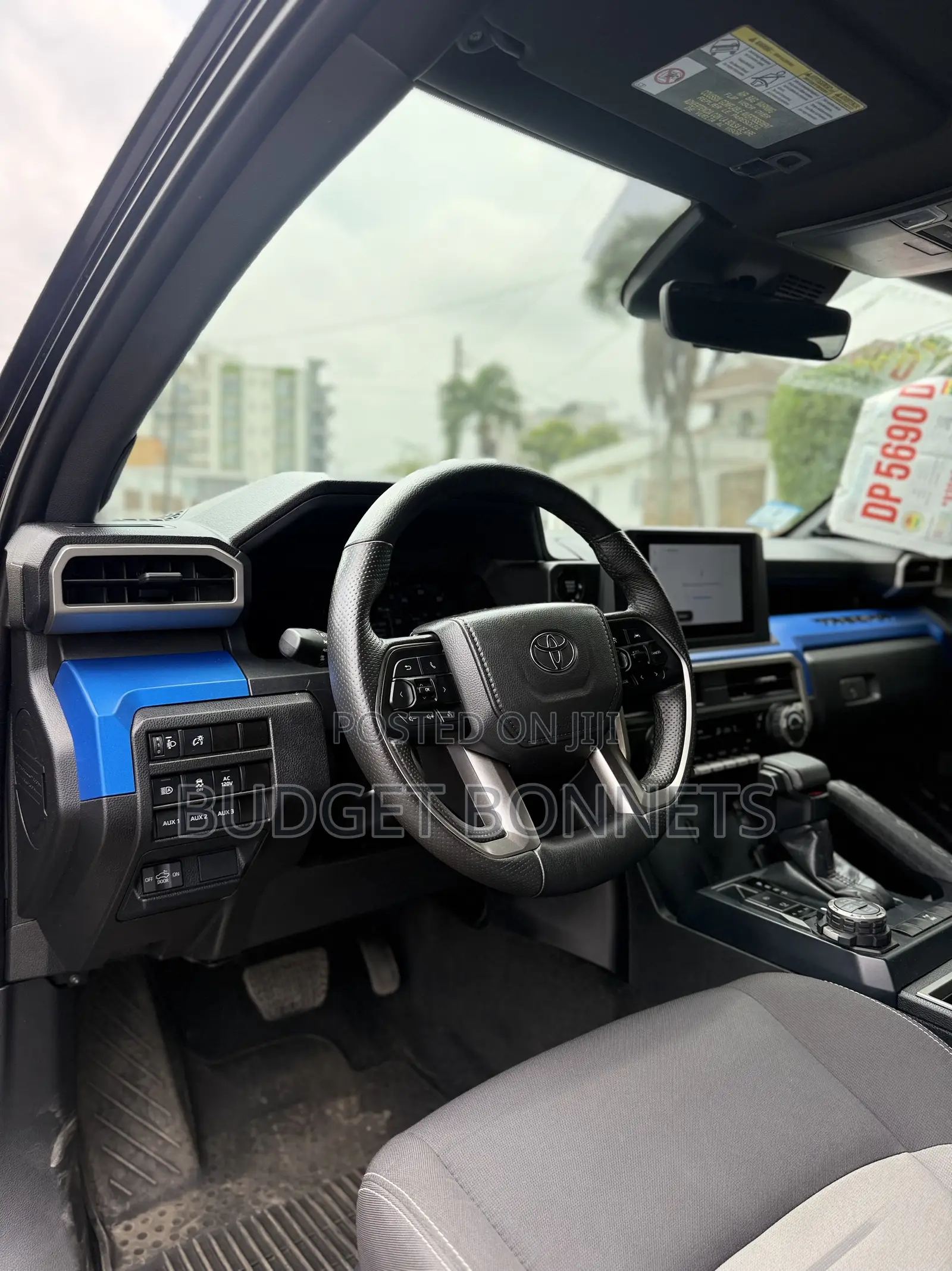Toyota Tacoma TRD Off-Road Double Cab 4WD 5.0 ft. SB (Automatic) 2025