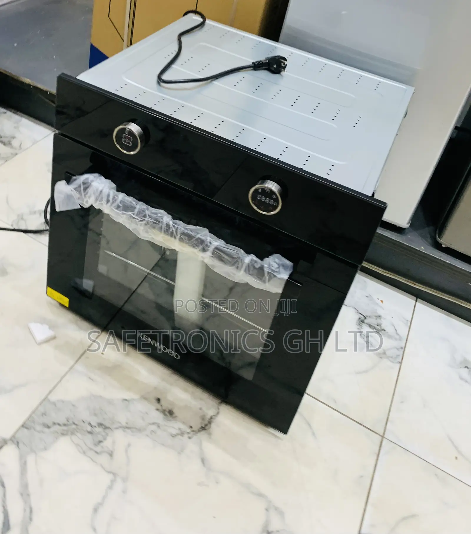 Neatly Boxed Kenwood Built-in Electric and Gas Oven (60cm Standard)