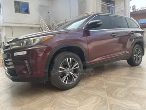 Toyota Highlander 2019