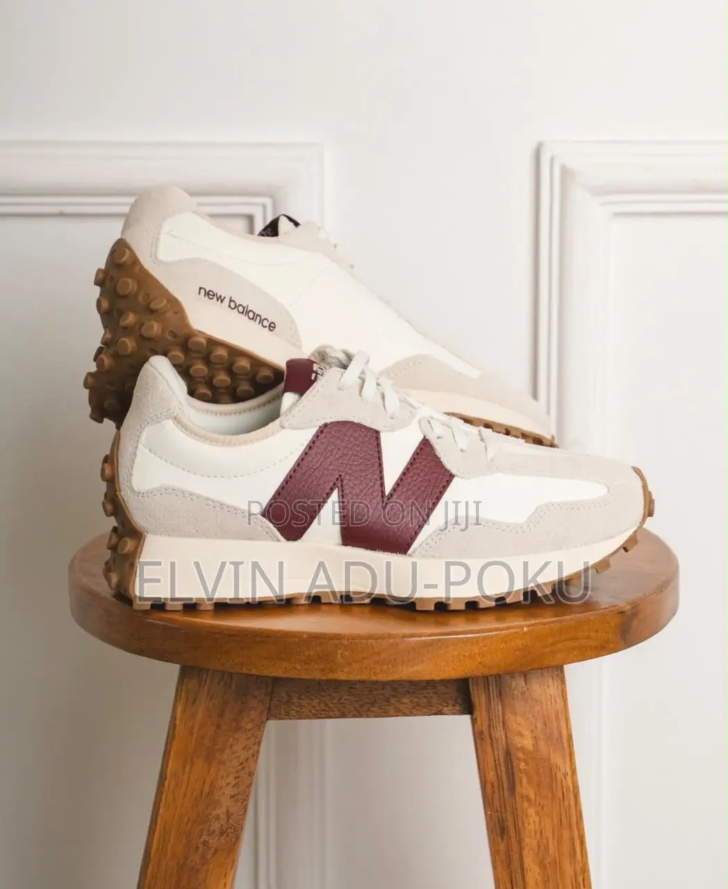 NB 327 Low Top Classic Sneakers, SWIPE >>