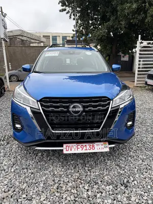 Nissan Kicks SV 2023 Blue