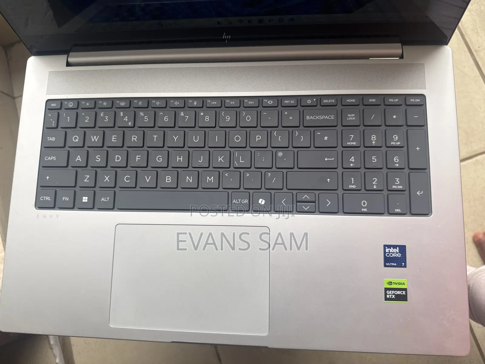 Laptop HP Envy 17 16GB Intel Core Ultra 7 SSD 1T