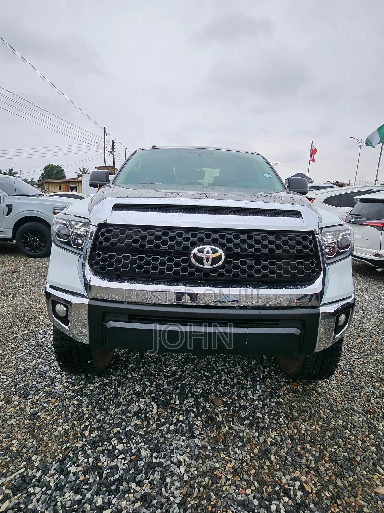 Toyota Tundra 2017 White