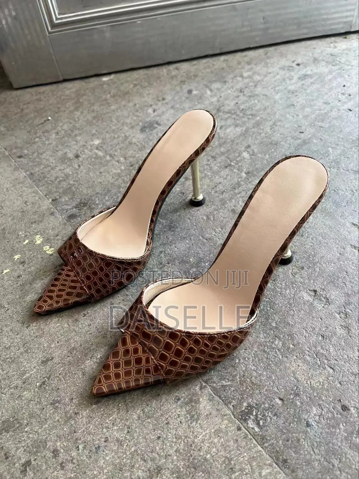 Eilyken Faux-Croc Mules