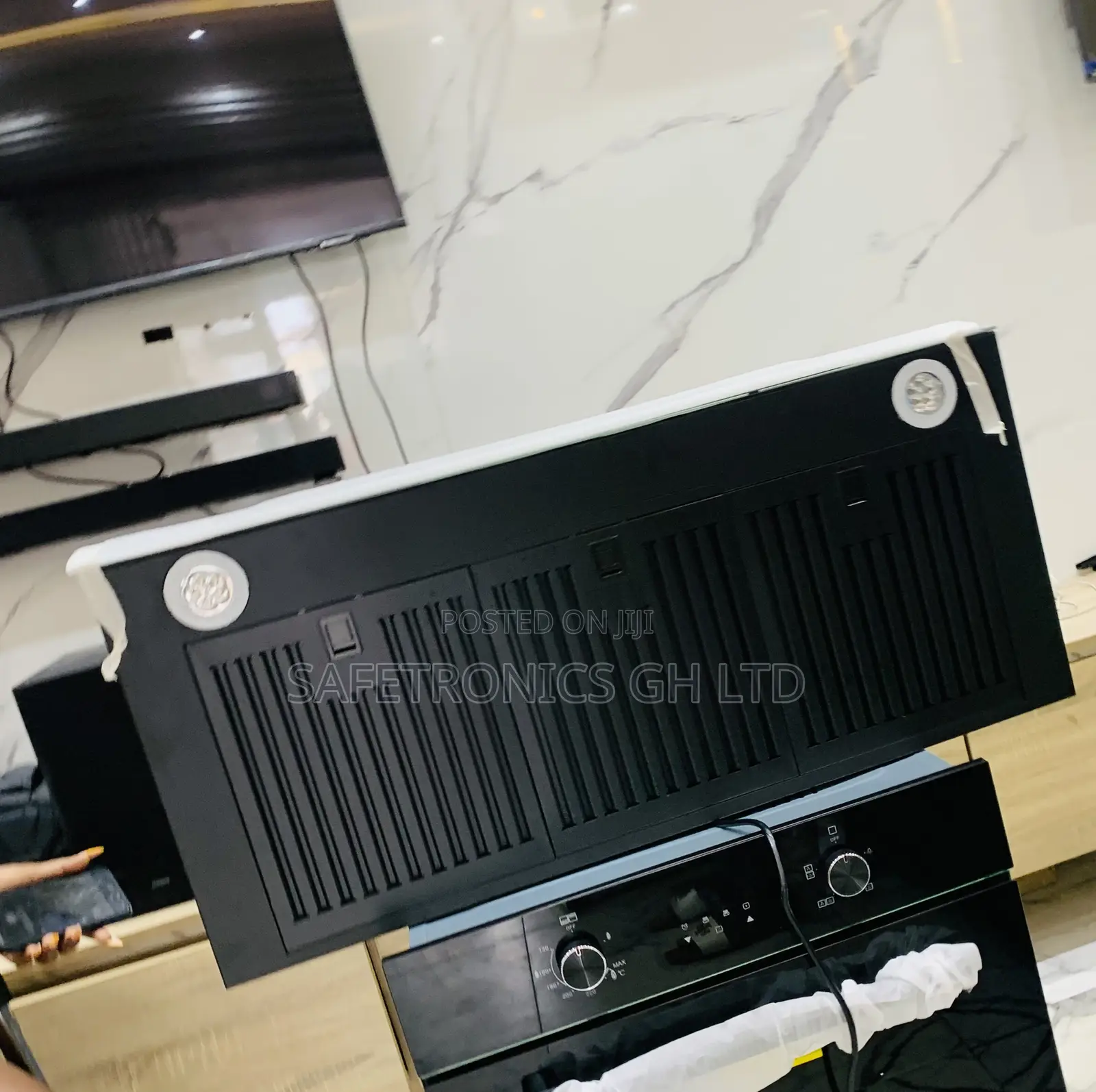 Recommend Kenwood Black 90cm Extractor (Model 900T2 / 90072)