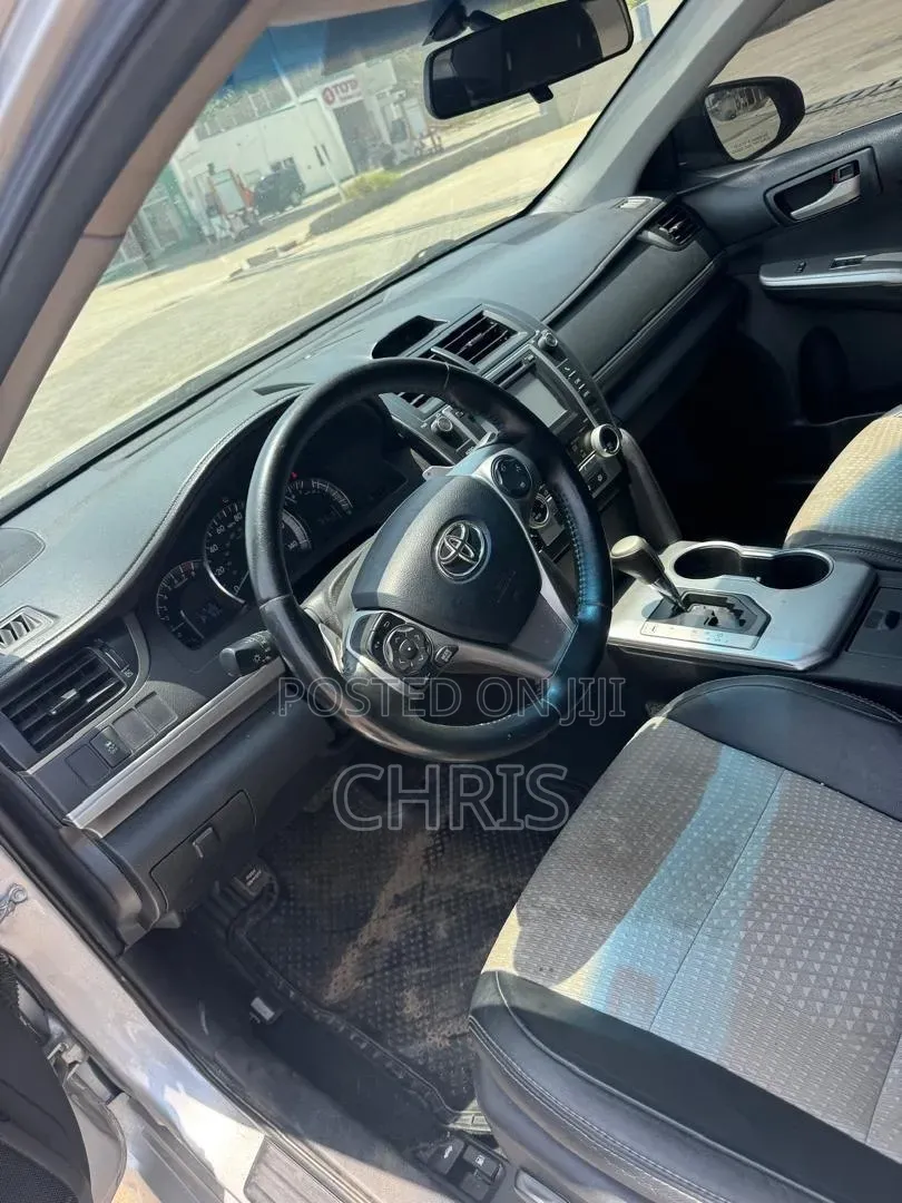 Toyota Camry 2014 Silver