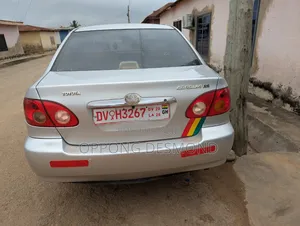 Toyota Corolla LE 4dr Sedan (1.8L 4cyl 4A) 2010 Silver