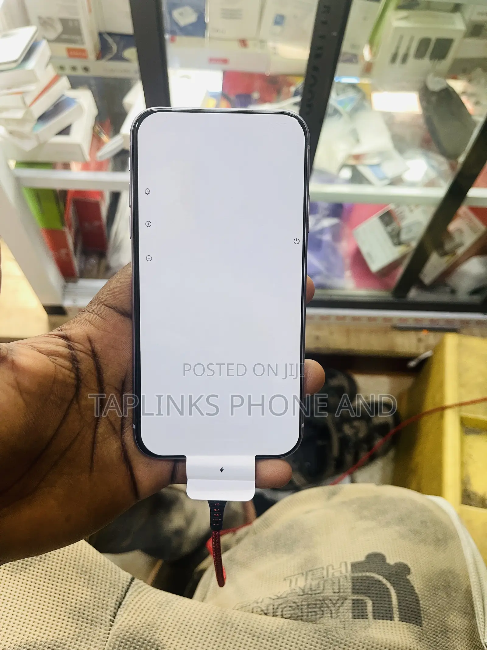 New Apple iPhone 11 128 GB Purple