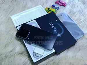 New Vivo iQOO 15 512 GB Black