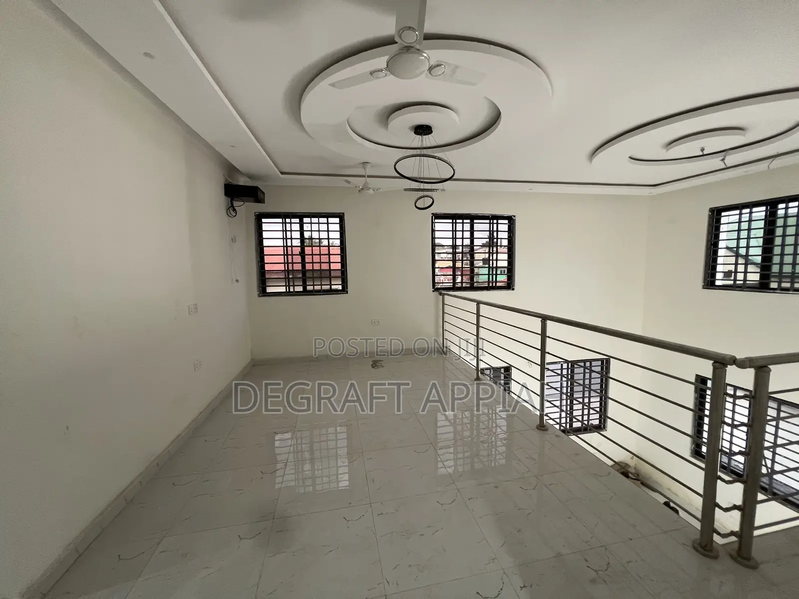 5bdrm House in Buokrom Estate, Kumasi Metropolitan for sale