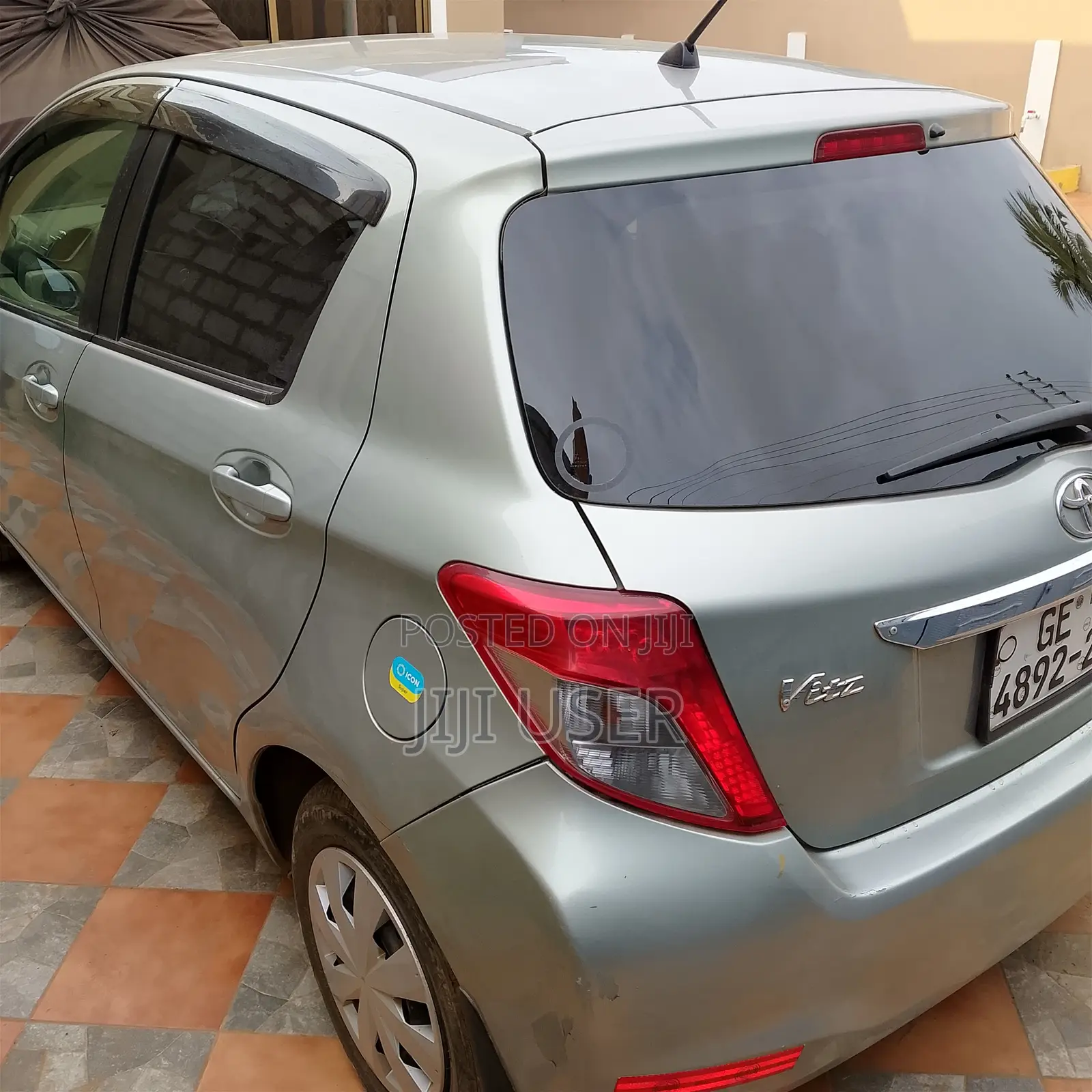 Toyota Vitz 2013 Gray