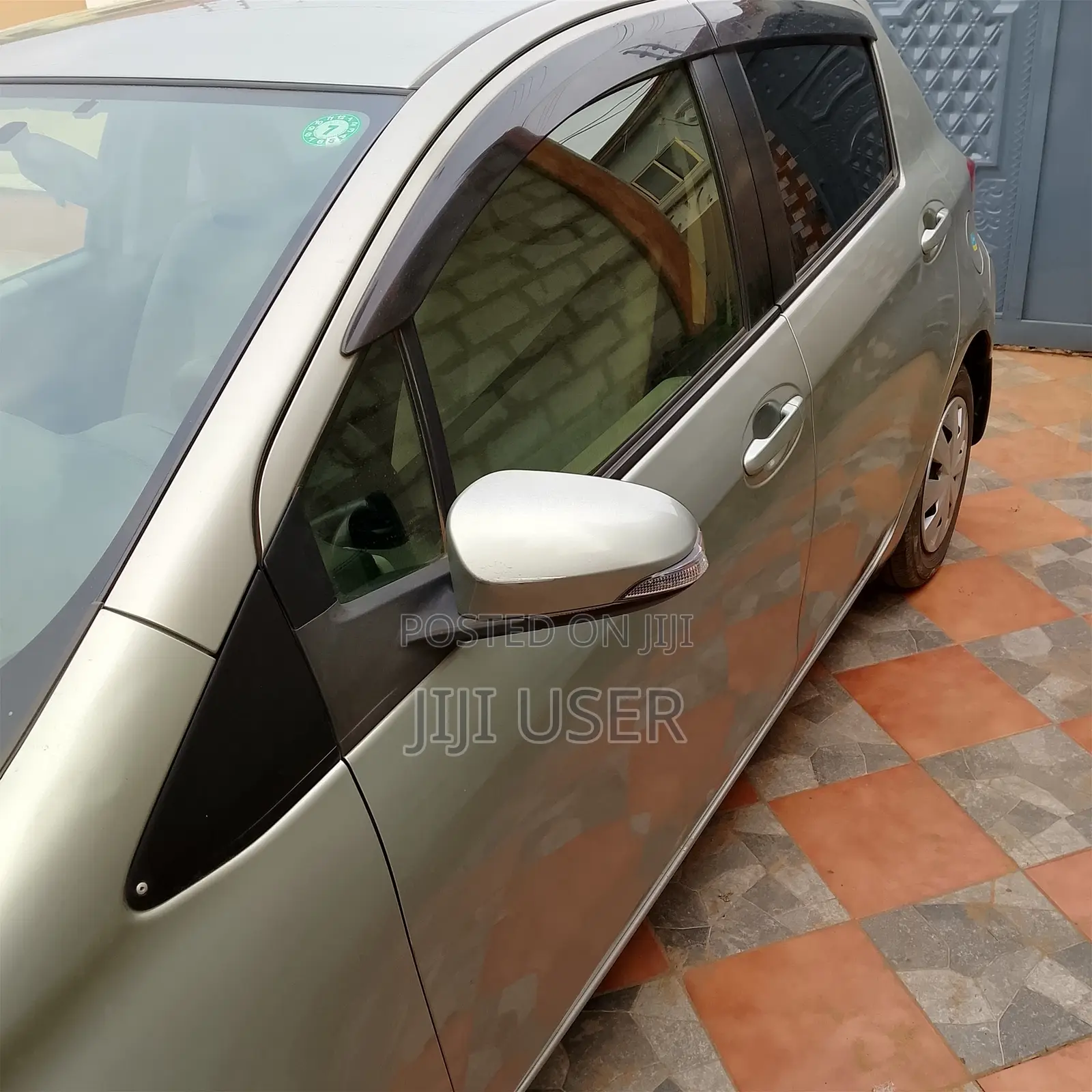 Toyota Vitz 2013 Gray
