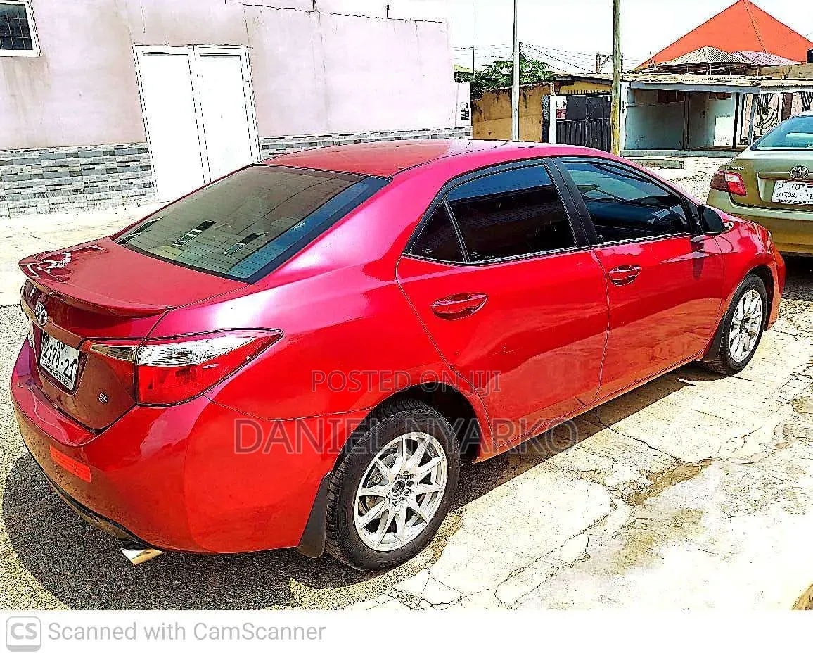 Toyota Corolla 2016 Red