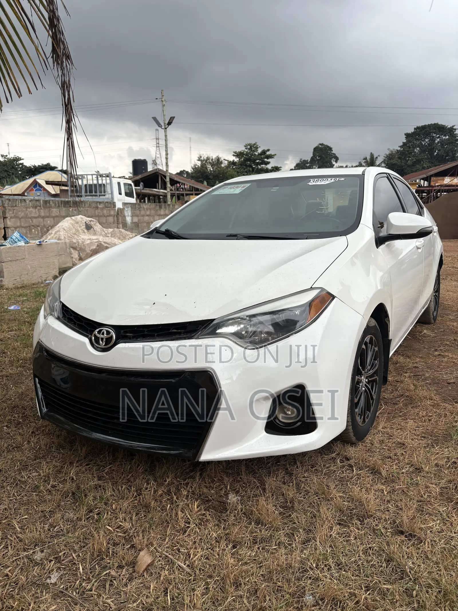 Toyota Corolla S 4dr Sedan (1.8L 4cyl CVT) 2015 White