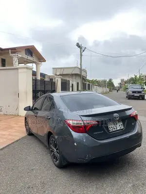 Toyota Corolla 2016 Gray