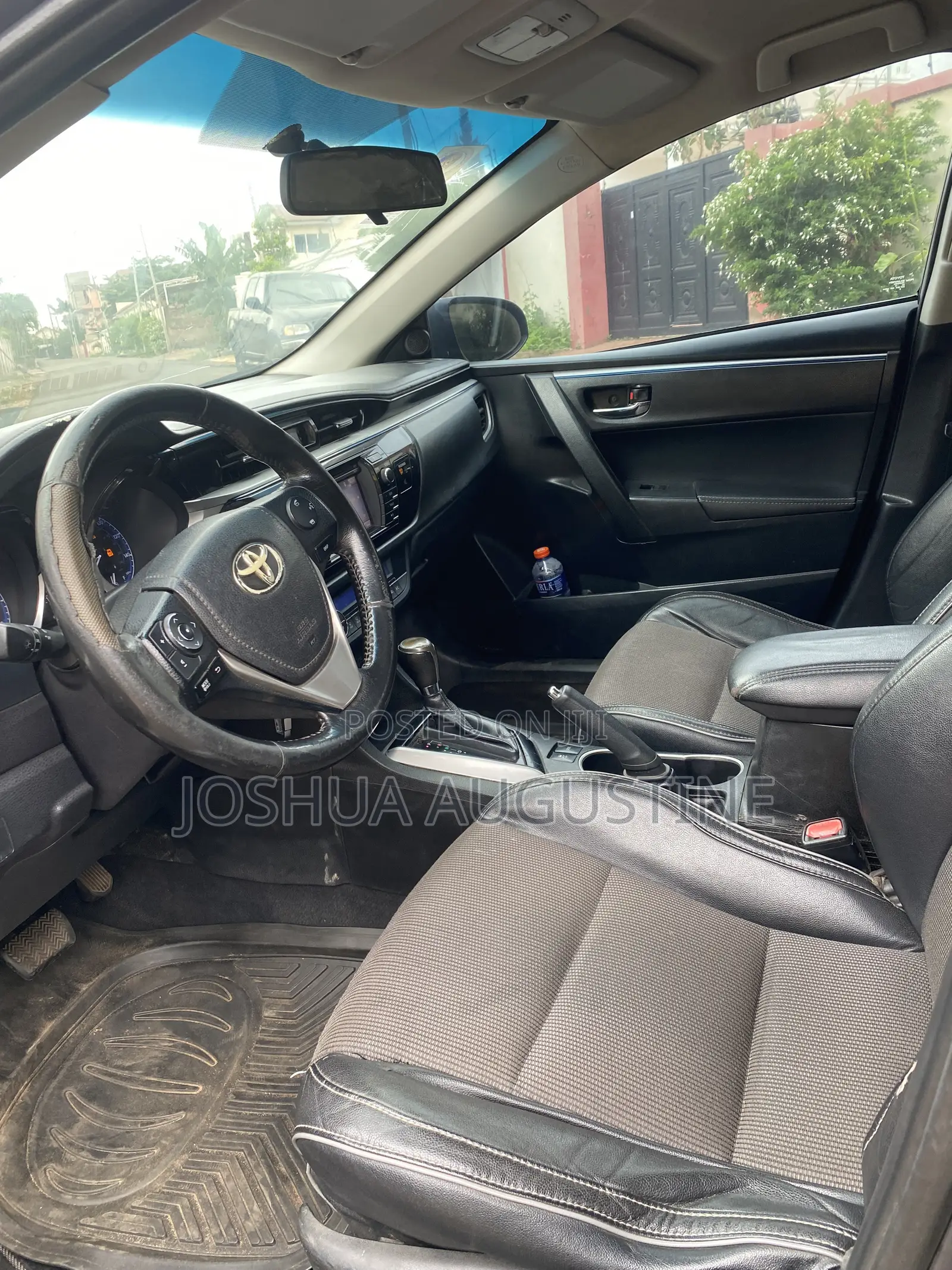 Toyota Corolla 2016 Gray