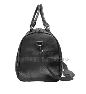 Levelo Travel Leather Bag