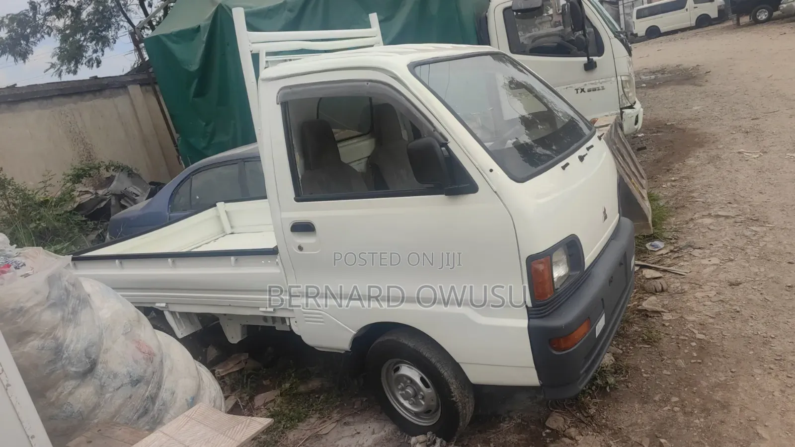 Mitsubishi Minicab Truck 2012 White
