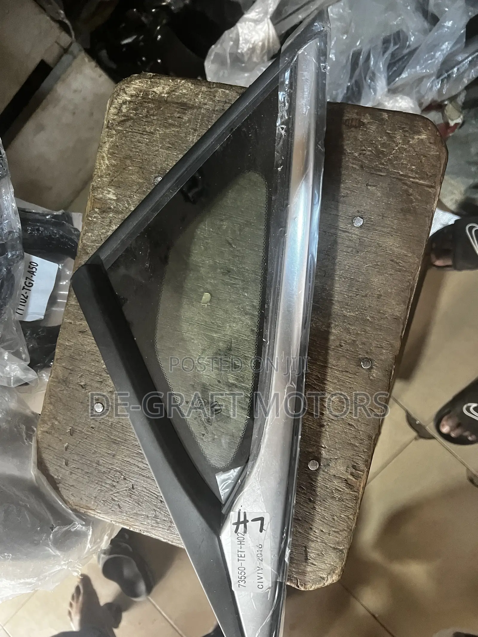Civic 16 Door Vent Pair