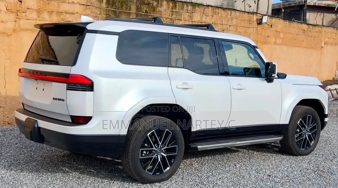 Lexus GX 2025 Off white