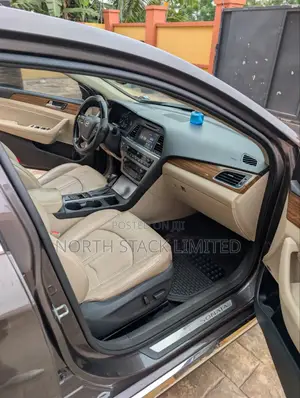 Hyundai Sonata Limited 4dr Sedan (2.4L 4cyl 6A) 2015 Gray