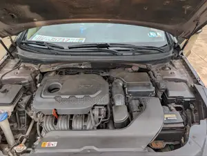 Hyundai Sonata Limited 4dr Sedan (2.4L 4cyl 6A) 2015 Gray